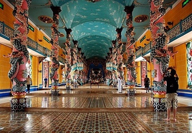 Cao Dai temple